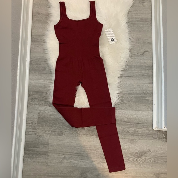 Compression seamless ribbed jumpsuit - Picture 4 of 6